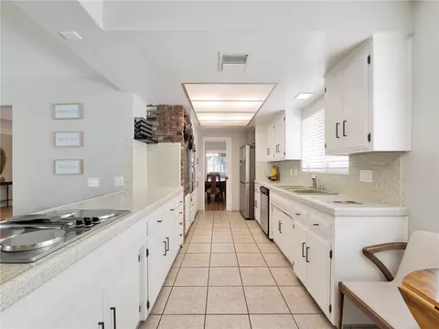 Entry Way - 1150 E Lancaster, Lancaster, CA 93535 photo 1 of 2