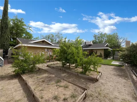 Exterior - 1150 E Lancaster, Lancaster, CA 93535 photo 8 of 10