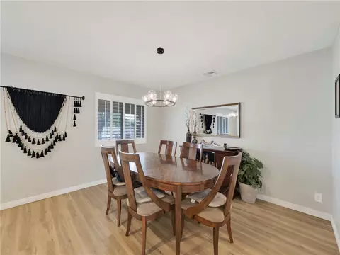 Dining - 1150 E Lancaster, Lancaster, CA 93535 photo 2 of 2