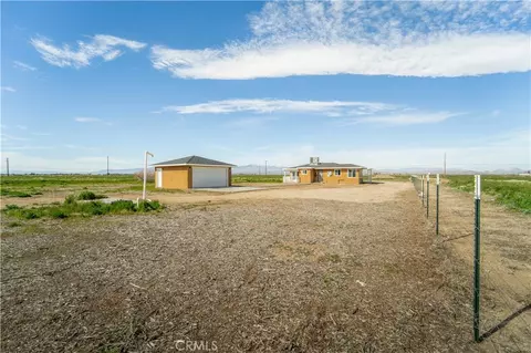 Exterior - 49040 70th W, Lancaster, CA 93536 photo 3 of 5