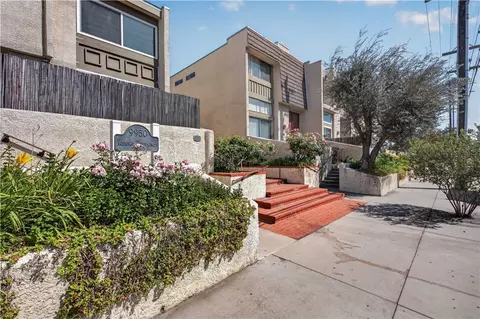 9950 Topanga Canyon Blvd #43, Chatsworth, CA 91311