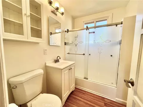 Bath - 7339 White Oak, Reseda, CA 91335 photo 1 of 3