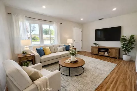 Living - 7339 White Oak, Reseda, CA 91335 photo 1 of 2
