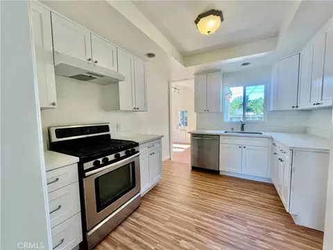 Kitchen - 7339 White Oak, Reseda, CA 91335 photo 1 of 2