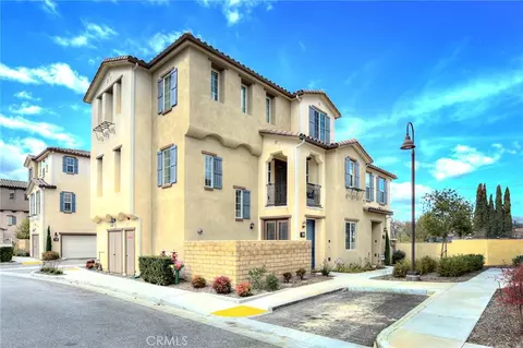 443 Stratus Ln #4, Simi Valley, CA 93065