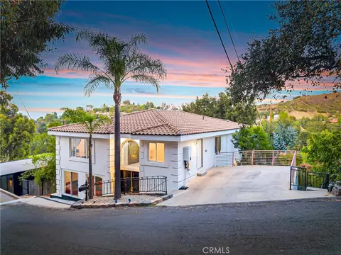 4330 Alhama, Woodland Hills, CA 91364
