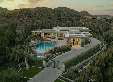 4774 Golf Course Dr, Westlake Village, CA 91362