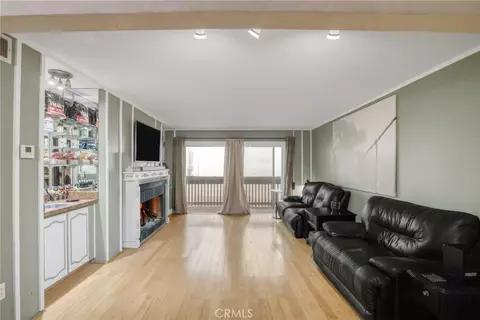 5334 Lindley Ave #219, Encino, CA 91316