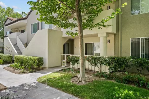 24465 Valle Del Oro #101, Newhall, CA 91321
