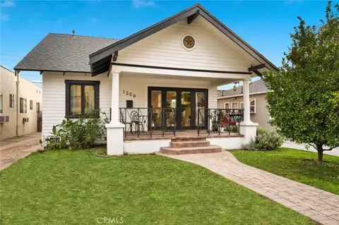 1350 Carlton Dr, Glendale, CA 91205