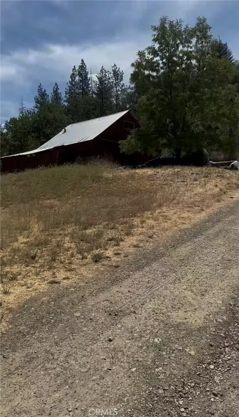 131 Locust St, Hayfork, CA 96041 photo 4