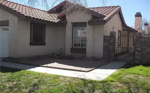3212 Avenue S1, Palmdale, CA 93550