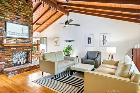 11656 Margate St, Valley Village, CA 91601
