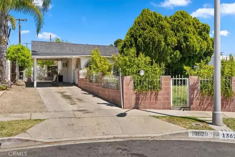 13620 Louvre St, Pacoima, CA 91331