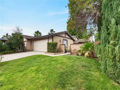 25819 El Gato Pl, Valencia, CA 91355