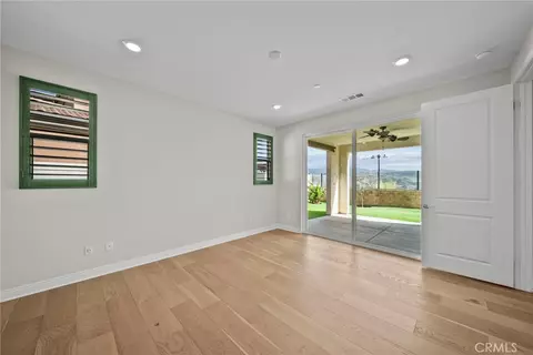 Bedroom - 20560 Galloway Dr, Saugus, CA 91350 photo 4 of 5