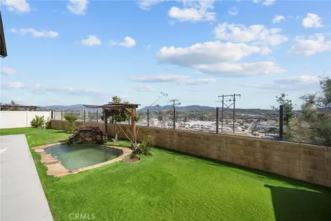 Exterior - 20560 Galloway Dr, Saugus, CA 91350 photo 7 of 9