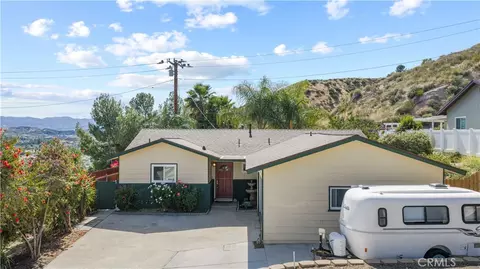 27951 Carvel Dr, Canyon Country, CA 91351