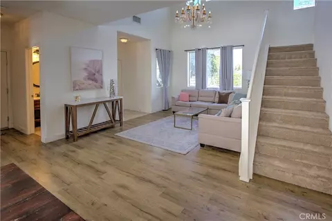 27604 Redwood Way, Castaic, CA 91384