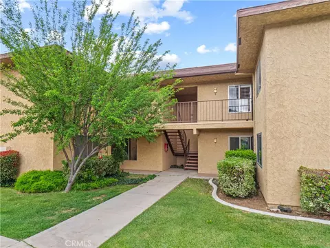 42841 15th St W #8, Lancaster, CA 93534