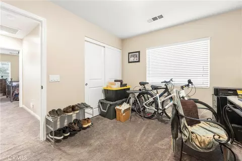 Entry Way - 19527 Opal Ln, Saugus, CA 91350 photo 2 of 4