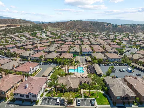 View/Area - 19527 Opal Ln, Saugus, CA 91350 photo 4 of 4