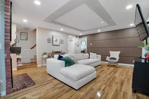 19540 Sherman Way #604, Reseda, CA 91335