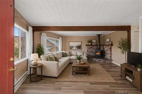 2028 Linden Dr, Pine Mountain Club, CA 93222