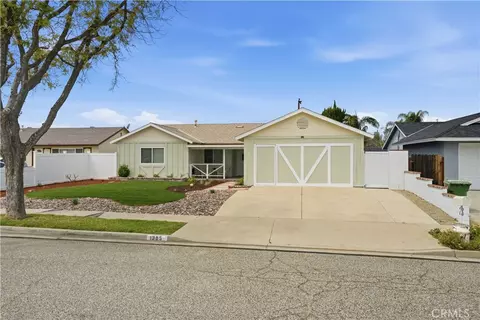 1385 Currant Ave, Simi Valley, CA 93065