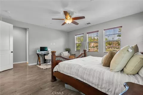 Bedroom - 27624 Solana, Saugus, CA 91350 photo 6 of 7