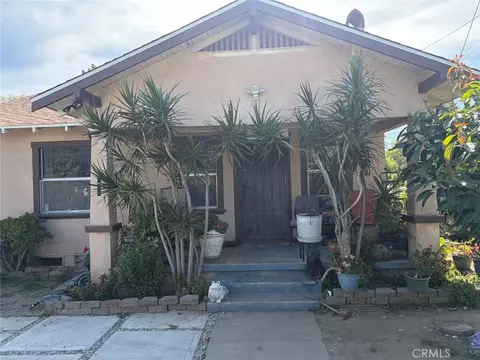 244 N 10th, Santa Paula, CA 93060