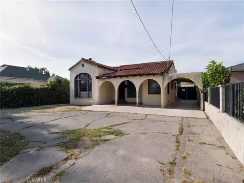 12019 Saticoy, North Hollywood, CA 91605