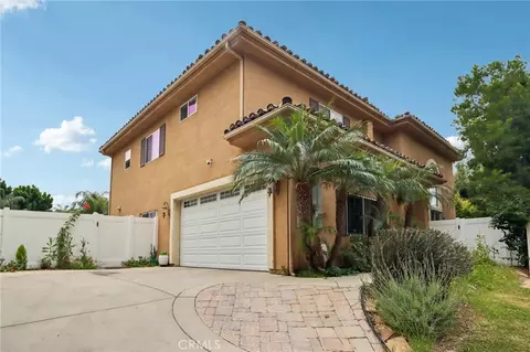 6921 Kian Ct, Van Nuys, CA 91406