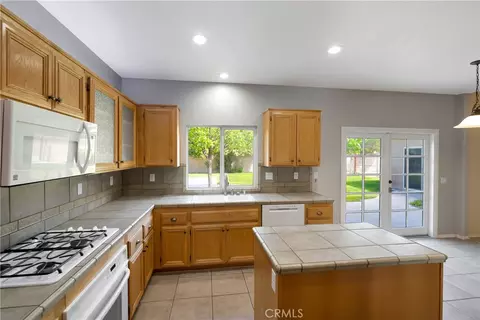 Kitchen - 43826 Generation, Lancaster, CA 93536 photo 6 of 6