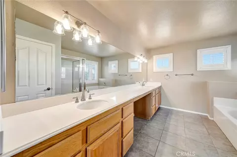 Bath - 43826 Generation, Lancaster, CA 93536 photo 2 of 4
