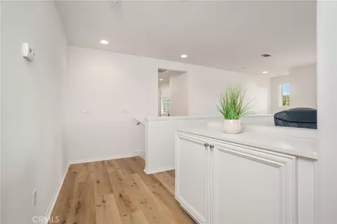 Entry Way - 3604 Dunkirk Dr, Oxnard, CA 93035 photo 2 of 2