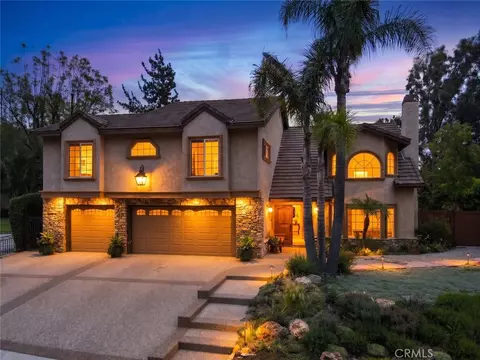 26018 Trana Cir, Calabasas, CA 91302