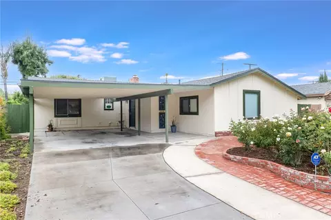 6201 Le Sage Ave, Woodland Hills, CA 91367
