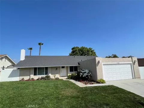 27436 Garza Dr, Saugus, CA 91350