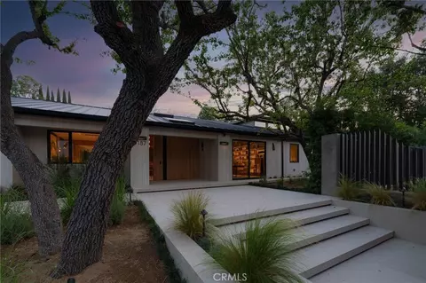 3187 Oakdell Rd, Studio City, CA 91604