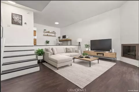 13243 Vanowen #2, North Hollywood, CA 91605