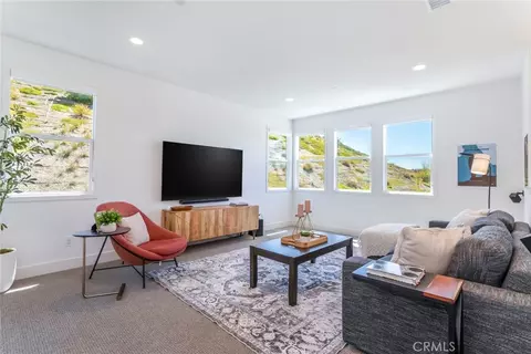 Other - 17701 Ridgeline Ct, Saugus, CA 91350 photo 6 of 18