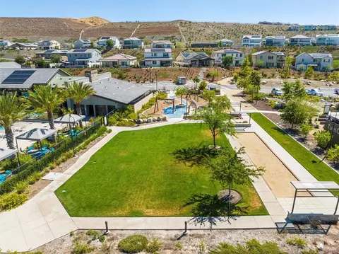Other - 17701 Ridgeline Ct, Saugus, CA 91350 photo 13 of 18