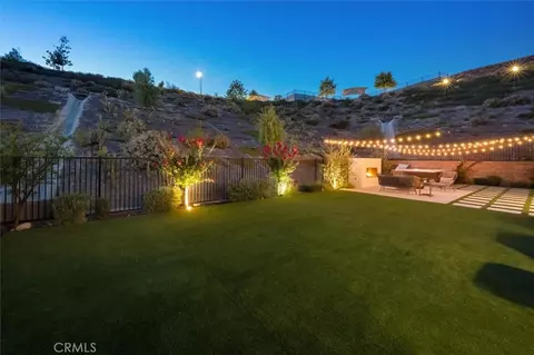 Exterior - 17701 Ridgeline Ct, Saugus, CA 91350 photo 12 of 19
