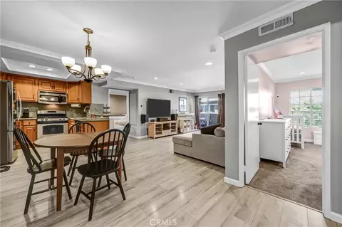 20235 Keswick St #213, Winnetka, CA 91306