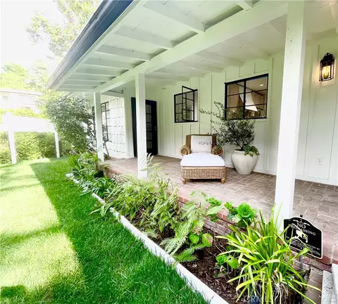 13606 Oak Canyon Ave, Sherman Oaks, CA 91423