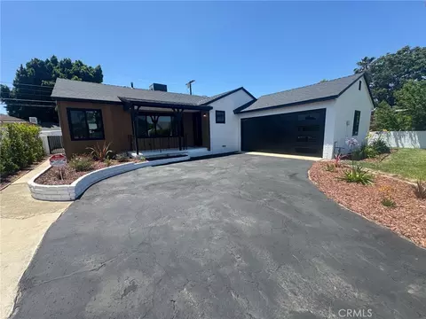 9753 Mercedes Ave, Arleta, CA 91331