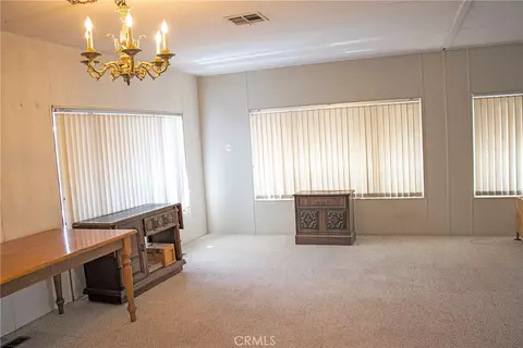 8811 Canoga Ave #517, Canoga Park, CA 91304