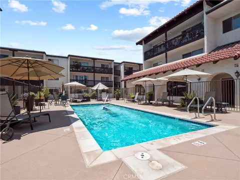 5334 Lindley Ave #319, Encino, CA 91316
