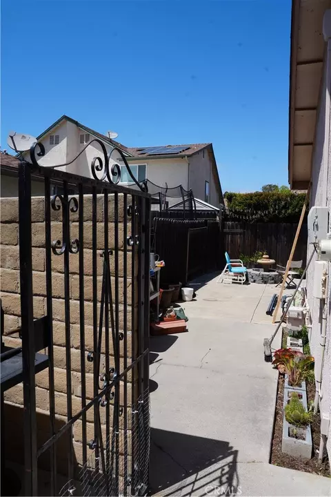 Exterior - 161 Ripley St, Camarillo, CA 93010 photo 9 of 10